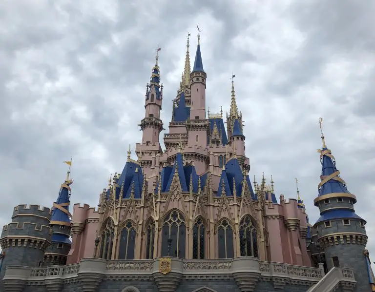 magic kingdom walt disney world Cinderella Castle