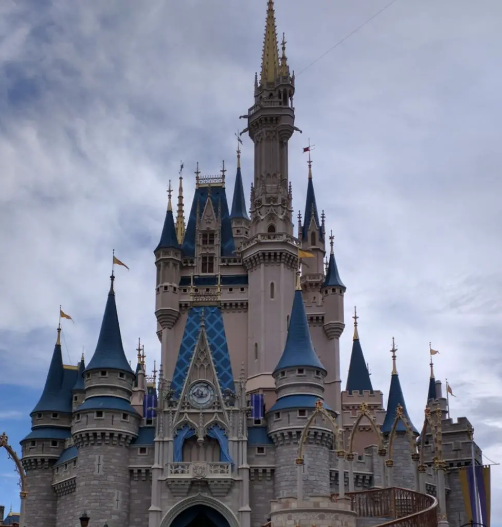 Magic Kingdom Castle how to get from disney to universal without a car