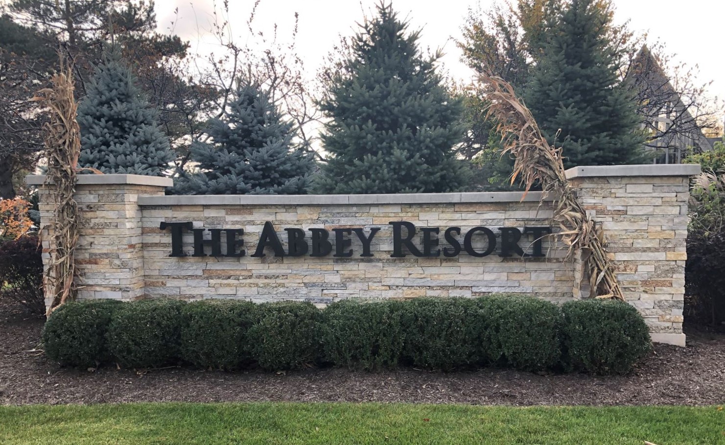 Abbey Resort and Avani Spa Sign