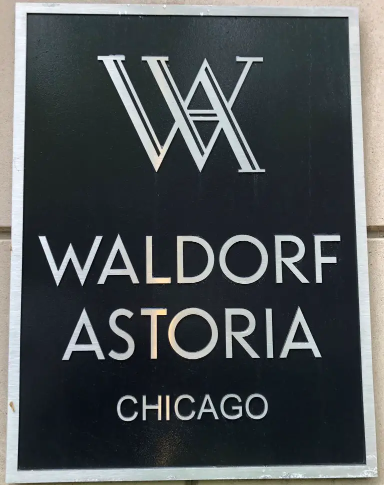 pictures of waldorf astoria chicago