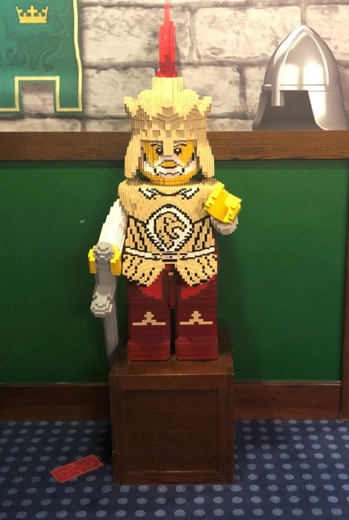 legoland california hotel knight