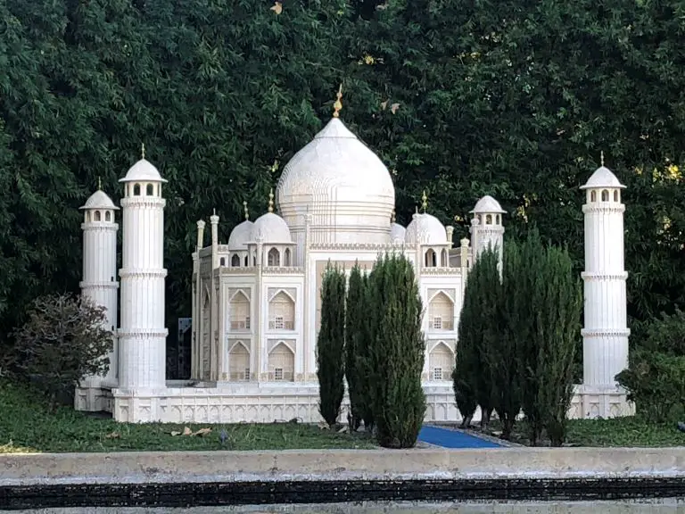 lego taj mahal