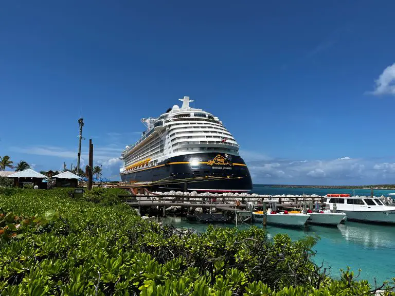cruise to castaway cay